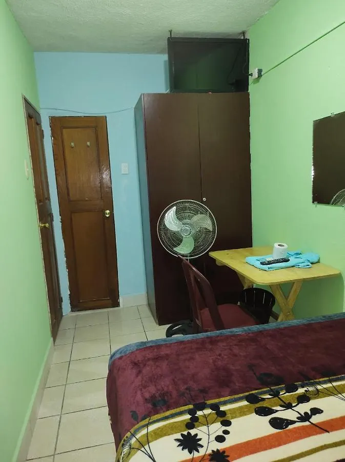 Hotel El Eden Guatemala City 3*,